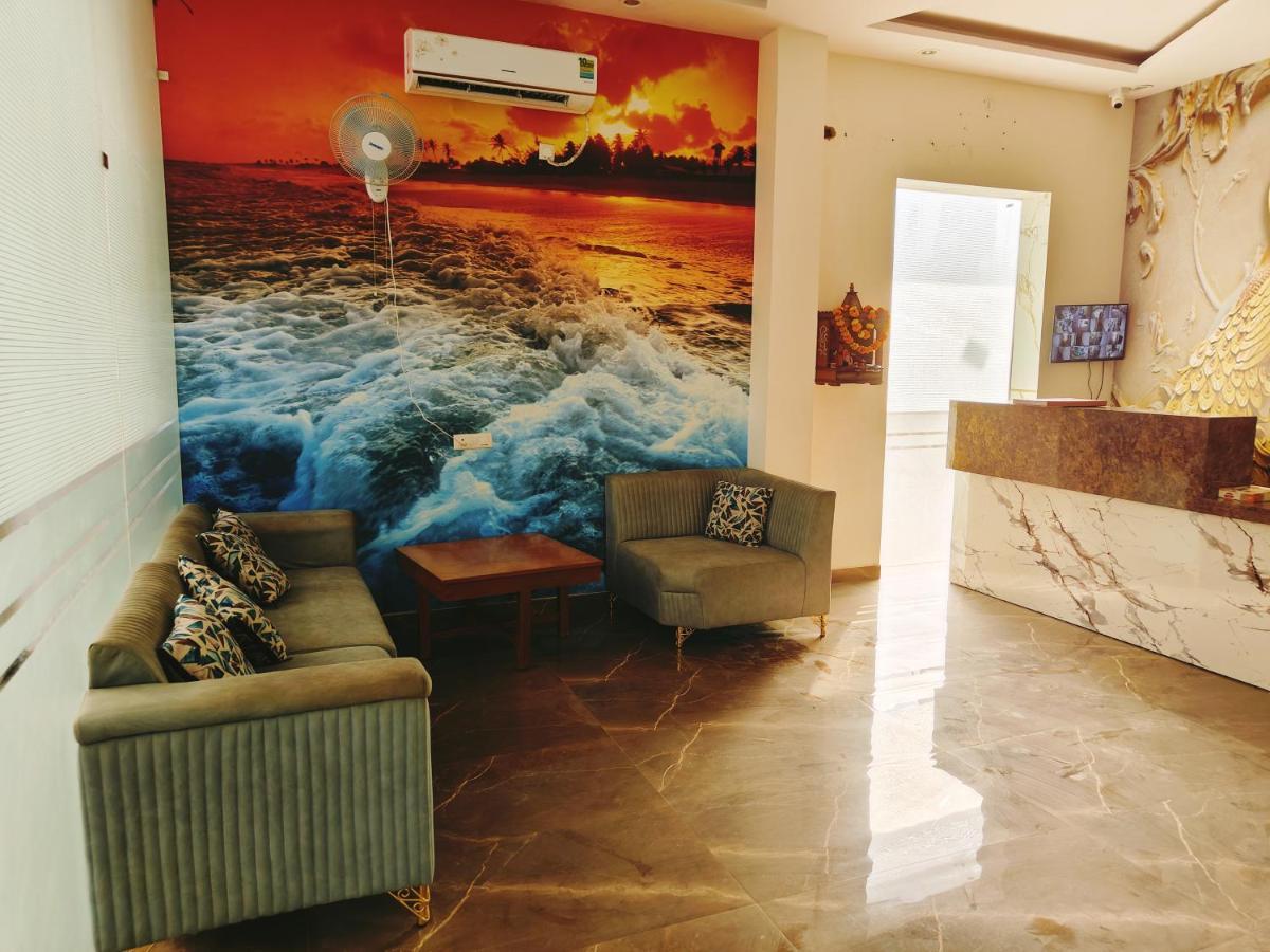 S Ambiance Near Delhi Airport Hotel New Delhi