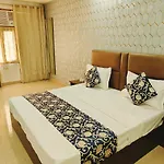 Hotel S Ambiance Inn Near Delhi Airport