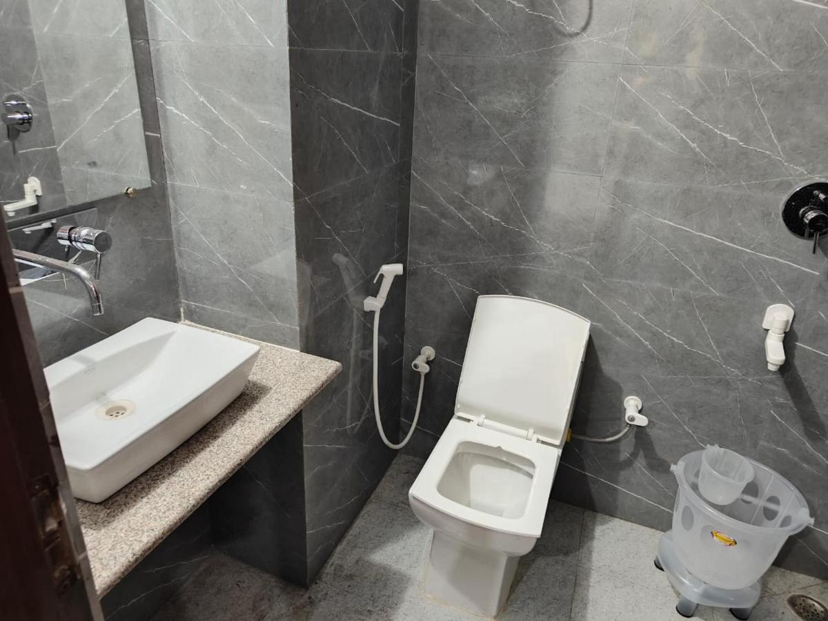 S Ambiance Near Delhi Airport Hotel New Delhi