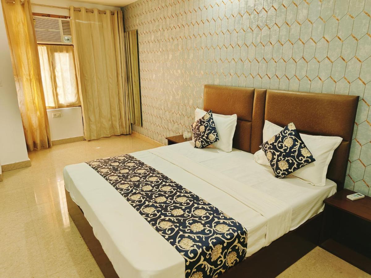 S Ambiance Near Delhi Airport Hotel New Delhi